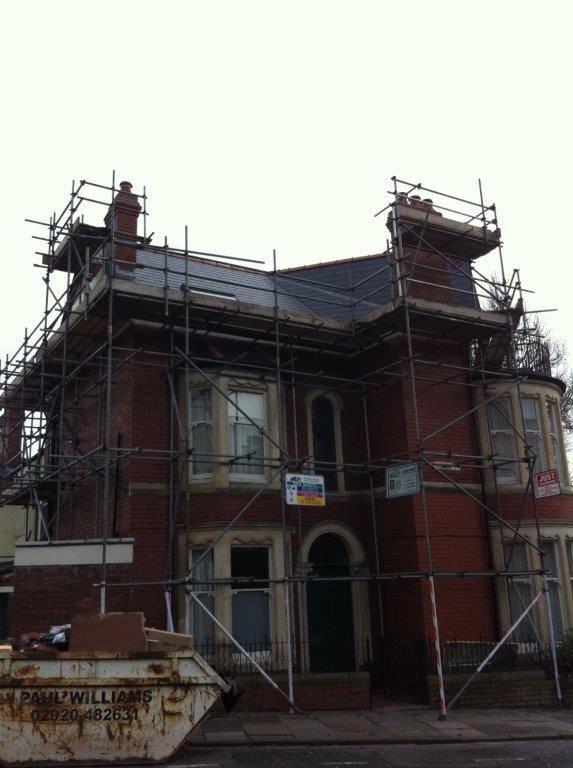 scaffolding on house for roof repair